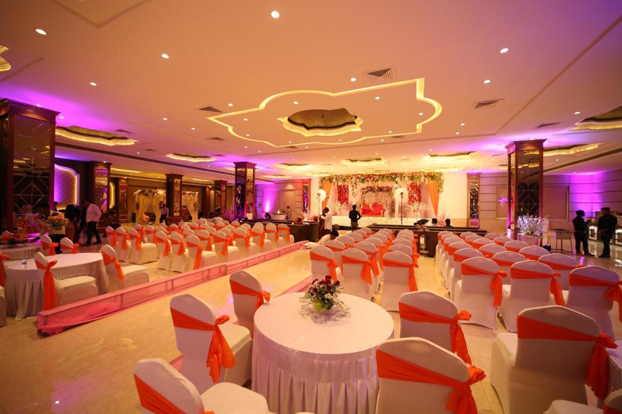 Hotel Prince Viraj Jabalpur Exteriör bild