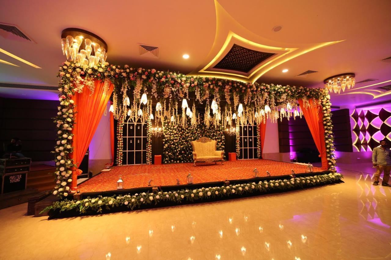 Hotel Prince Viraj Jabalpur Exteriör bild