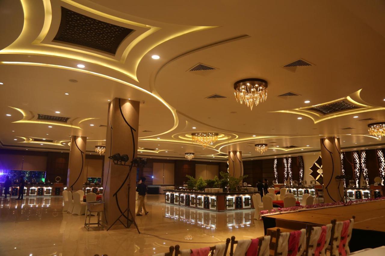 Hotel Prince Viraj Jabalpur Exteriör bild