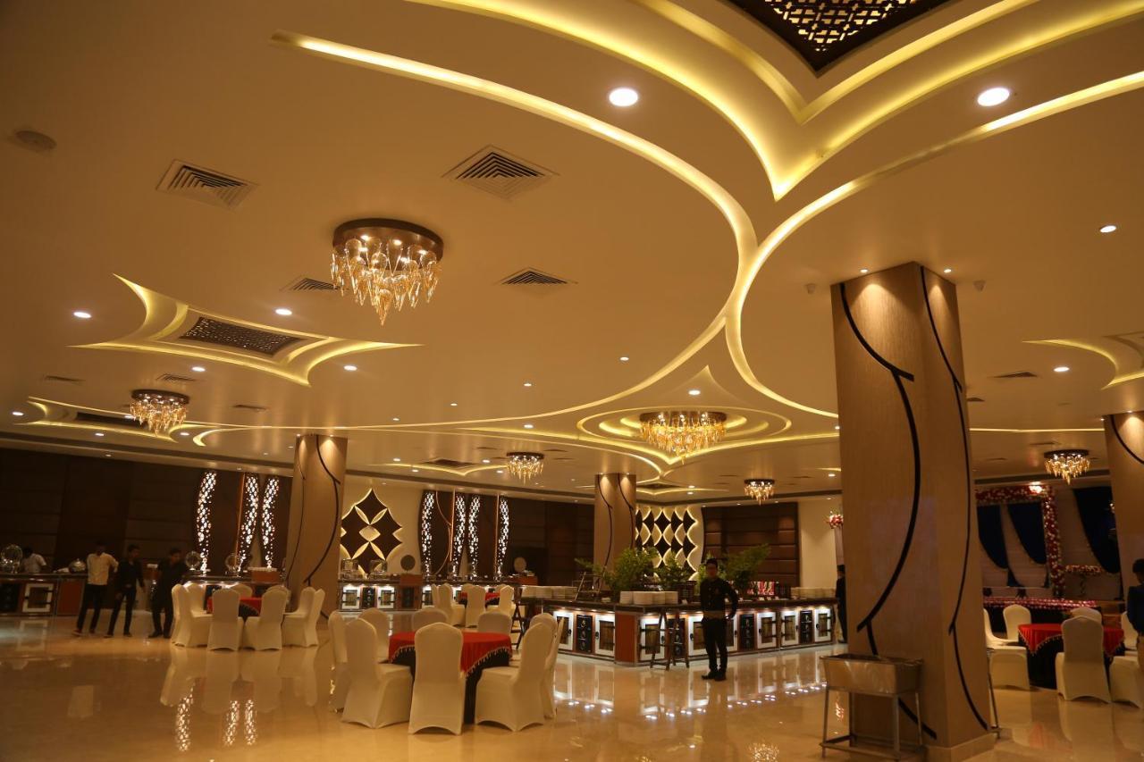 Hotel Prince Viraj Jabalpur Exteriör bild